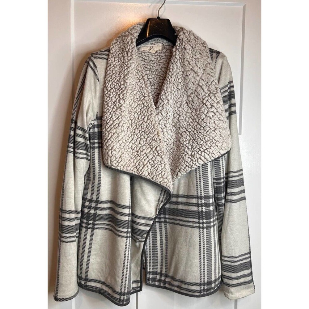 Thread & Supply Cream and Gray Teddy Jacket